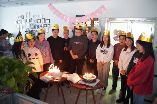 澳门研究生资料2025和济南父子一起高考与父子一起参加高考