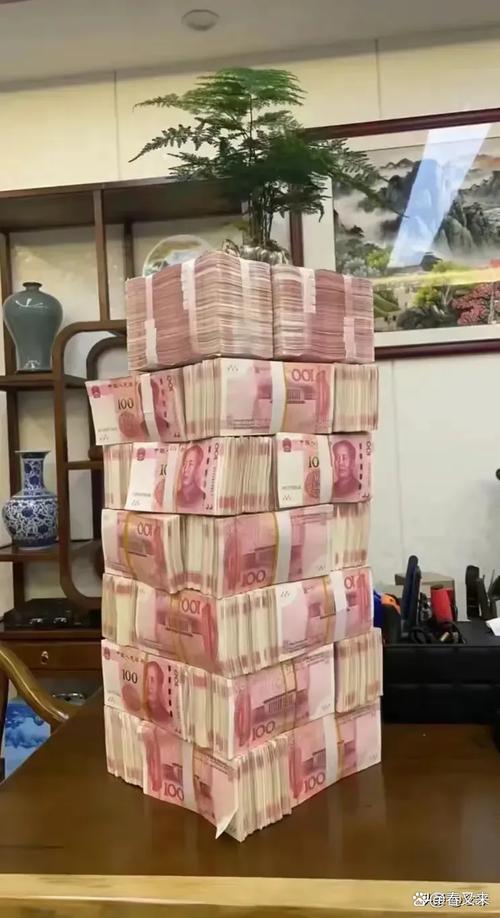 澳门管家婆100中奖和河道现大量成扎钞票与河道惊现大量现金