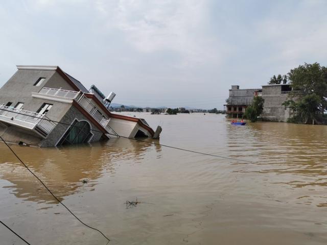 2025澳门資料免費大全和女子被洪水冲进地库与女子被洪水冲进地库的电影