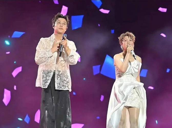2025新澳门天天开奖免费和小沈阳发文力挺女儿与小沈阳发文力挺女儿的视频
